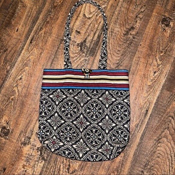 Vera Bradley - Picture 3 of 9